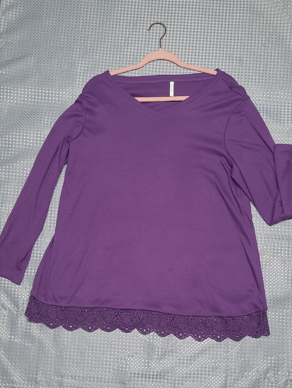 Women's Purple V-Neck Long Sleeve Top with Lace Trim